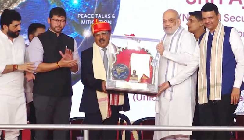 அஜித் தோவலுக்கு லோகமான்ய திலக் விருது: அமித்ஷா வழங்கினார்