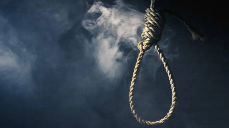 ஆசிரியர் திட்டியதால் 11ம் வகுப்பு மாணவி தூக்குப்போட்டு தற்கொலை - அலங்காநல்லூர் அருகே பரபரப்பு