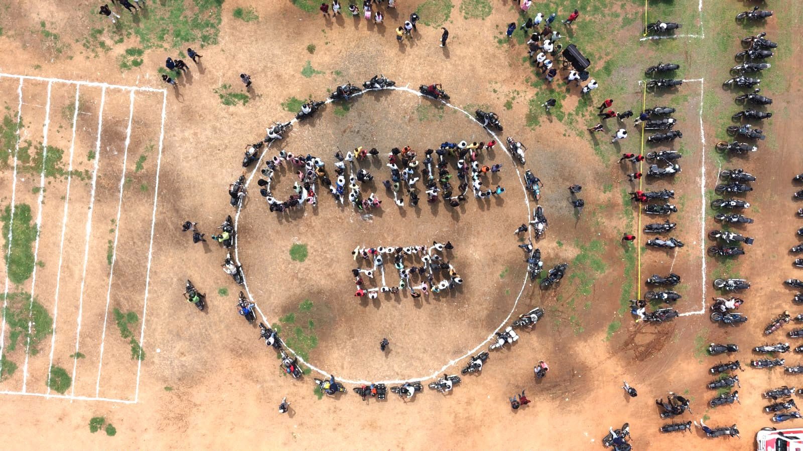 மதுரையில் பிரம்மாண்டமாக நடைபெற்ற Royal Enfield-ன் “புல்லட் திருவிழா”  ஆயிரத்துக்கும் மேற்பட்ட Royal Enfield ரைடர்கள் உற்சாக பங்கேற்பு